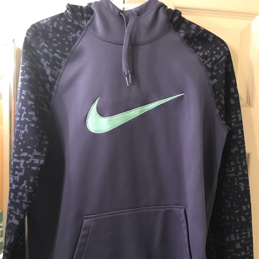 Dri Fit Nike Sweater